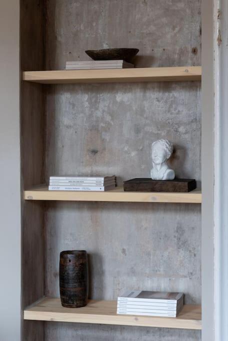 Authentic 1 Bd Old Town Apartment By Hostlovers Каунас Экстерьер фото